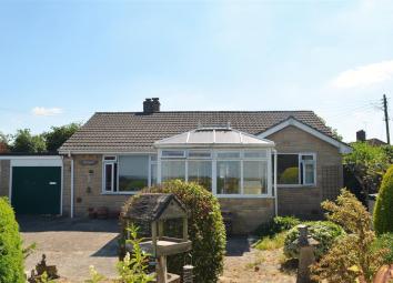 Detached bungalow For Sale in Sturminster Newton