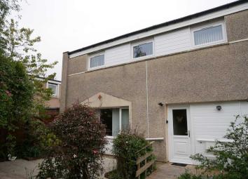 Semi-detached house For Sale in Glasgow