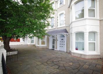 Flat To Rent in Llandudno