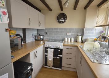 Terraced house To Rent in Stroud