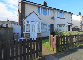 Semi-detached house To Rent in St. Helens