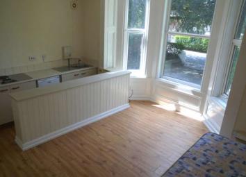 Studio To Rent in Sale