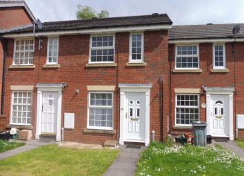 Terraced house For Sale in Oswestry