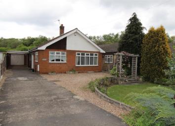 Detached bungalow For Sale in Worksop