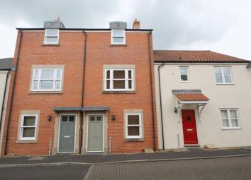 Terraced house For Sale in Shepton Mallet