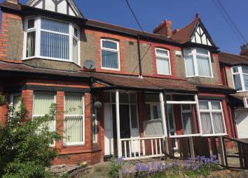 Semi-detached house To Rent in Wirral