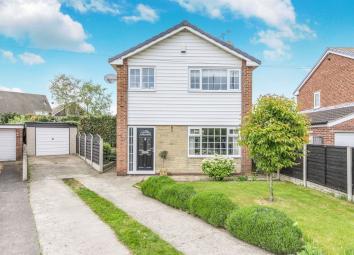 Detached house For Sale in Doncaster