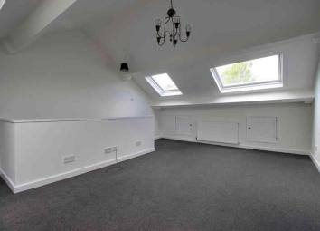 Flat To Rent in Stalybridge