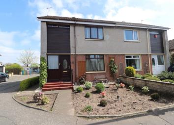 Semi-detached house For Sale in Leven