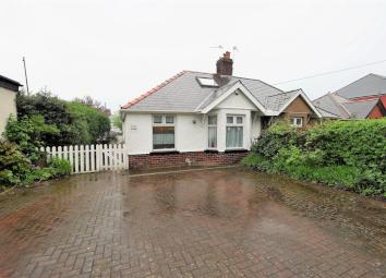 Semi-detached bungalow For Sale in Barry