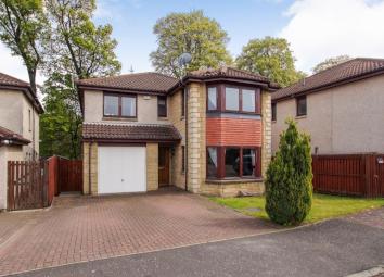 Detached house For Sale in Leven