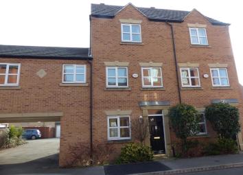 Town house For Sale in Derby