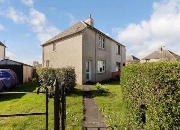 Semi-detached house For Sale in Kinross