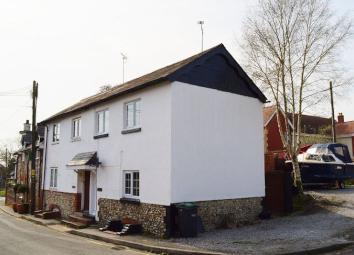 Terraced house To Rent in Salisbury