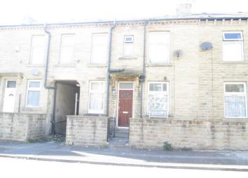 Terraced house To Rent in Bradford