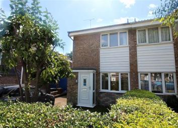 Semi-detached house To Rent in Chester