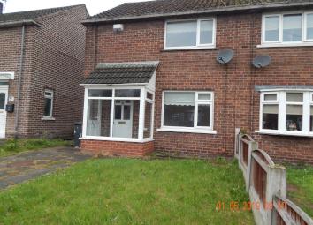 Semi-detached house To Rent in Widnes