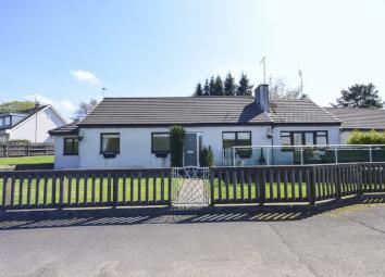 Detached bungalow For Sale in Glasgow