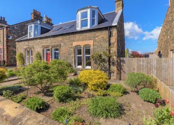 Semi-detached house For Sale in Peebles
