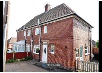 Semi-detached house To Rent in Chesterfield