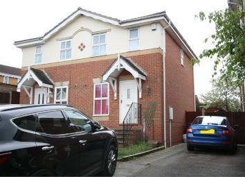 Semi-detached house To Rent in Ilkeston