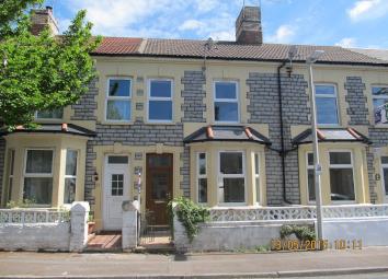 Terraced house To Rent in Barry