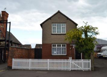 Detached house For Sale in Northampton