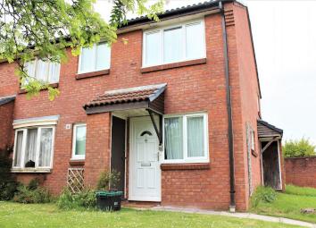 Terraced house To Rent in Taunton