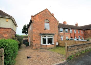 End terrace house For Sale in Mansfield