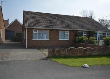 Semi-detached bungalow For Sale in Filey