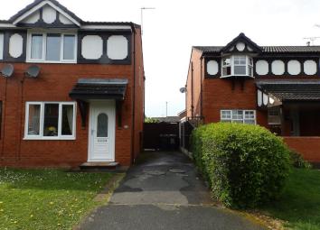 Semi-detached house To Rent in Ellesmere Port