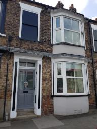 Terraced house For Sale in Driffield