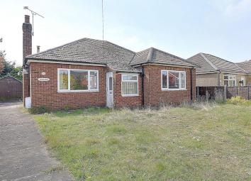 Detached bungalow For Sale in Scunthorpe