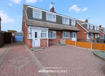 Semi-detached house For Sale in Prestatyn