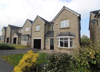 Detached house For Sale in Bacup
