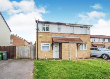 Terraced house For Sale in Cardiff