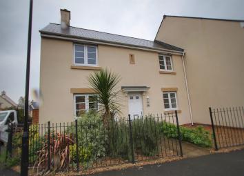 Semi-detached house For Sale in Caldicot