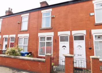 Terraced house For Sale in Stockport