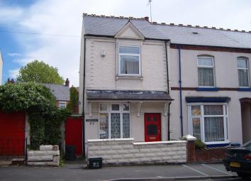 End terrace house To Rent in Wednesbury