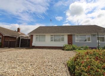 Semi-detached bungalow For Sale in Gloucester