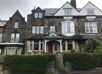 7 Bedroom Terraced house to rent