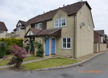 Semi-detached house To Rent in Chippenham