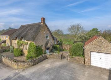 Detached house For Sale in Stoke-Sub-Hamdon