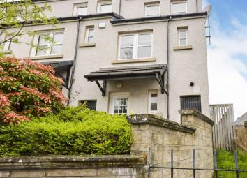 Town house For Sale in Glasgow