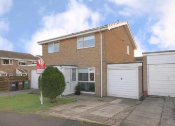 Semi-detached house For Sale in Dronfield