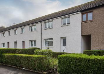 Terraced house For Sale in Johnstone