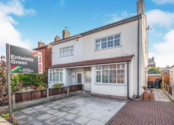 Semi-detached house For Sale in Southport