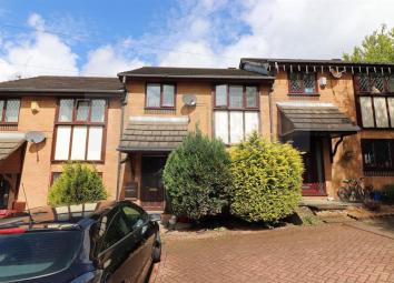 Mews house For Sale in Darwen