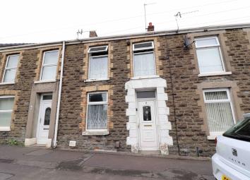 Terraced house For Sale in Swansea