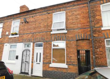 Terraced house For Sale in Crewe